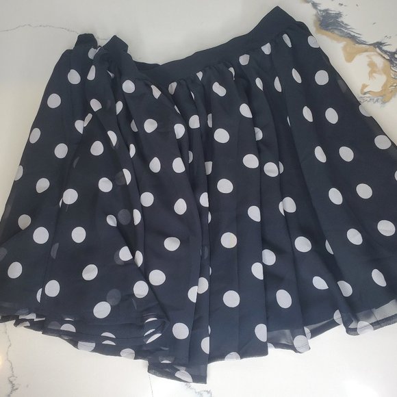 Flowy Guess Polka Dot Skirt - Picture 3 of 7